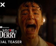Cinegiornale.net welcome-to-derry-il-trailer-porta-i-fan-a-dove-tutto-ebbe-inizio-e-svela-la-finestra-di-uscita-220x180 Welcome to Derry, il trailer porta i fan a dove tutto ebbe inizio… e svela la finestra di uscita! News  