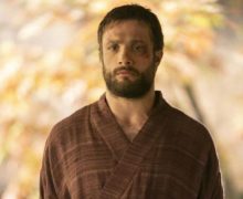 Cinegiornale.net young-stalin-cosmo-jarvis-sara-il-leader-dellunione-sovietica-in-un-biopic-220x180 Young Stalin: Cosmo Jarvis sarà il leader dell’Unione Sovietica in un biopic News  