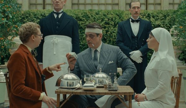 Cinegiornale.net la-trama-fenicia-benicio-del-toro-ammette-che-il-ruolo-nel-film-e-stato-un-vero-e-proprio-dono-600x350 La Trama Fenicia: Benicio del Toro ammette che il ruolo nel film è stato un vero e proprio dono Cinema News  