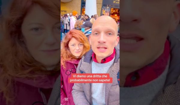 Cinegiornale.net lunico-vero-maglione-di-harry-potter-si-trova-a-londra-ma-non-dove-pensi-600x350 L’unico vero maglione di Harry Potter si trova a Londra (ma non dove pensi!) News  