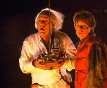 Cinegiornale.net ritorno-al-futuro-compie-40-anni-le-10-scene-che-lhanno-reso-immortale-220x180 Ritorno al Futuro compie 40 anni: le 10 scene che l’hanno reso immortale Cinema News  
