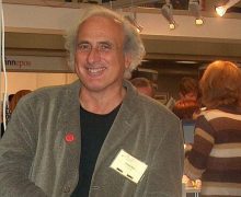 Cinegiornale.net addio-a-stefano-benni-i-suoi-libri-piu-iconici-che-tutti-dovrebbero-leggere-almeno-una-volta-220x180 Addio a Stefano Benni: i suoi libri più iconici che tutti dovrebbero leggere almeno una volta News  