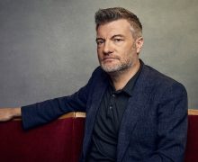 Cinegiornale.net il-creatore-di-black-mirror-al-lavoro-su-una-serie-poliziesca-in-arrivo-su-netflix-220x180 Il creatore di Black Mirror al lavoro su una serie poliziesca in arrivo su Netflix News  