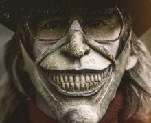 Cinegiornale.net black-phone-2-promette-terrore-e-intensita-il-regista-scott-derrickson-anticipa-il-sequel-220x180 Black Phone 2 promette terrore e intensità: il regista Scott Derrickson anticipa il sequel News  