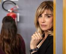 Cinegiornale.net la-preside-anticipazioni-seconda-puntata-della-fiction-di-successo-con-luisa-ranieri-ispirata-ad-una-storia-vera-220x180 La Preside: anticipazioni seconda puntata della fiction di successo con Luisa Ranieri ispirata ad una storia vera News  